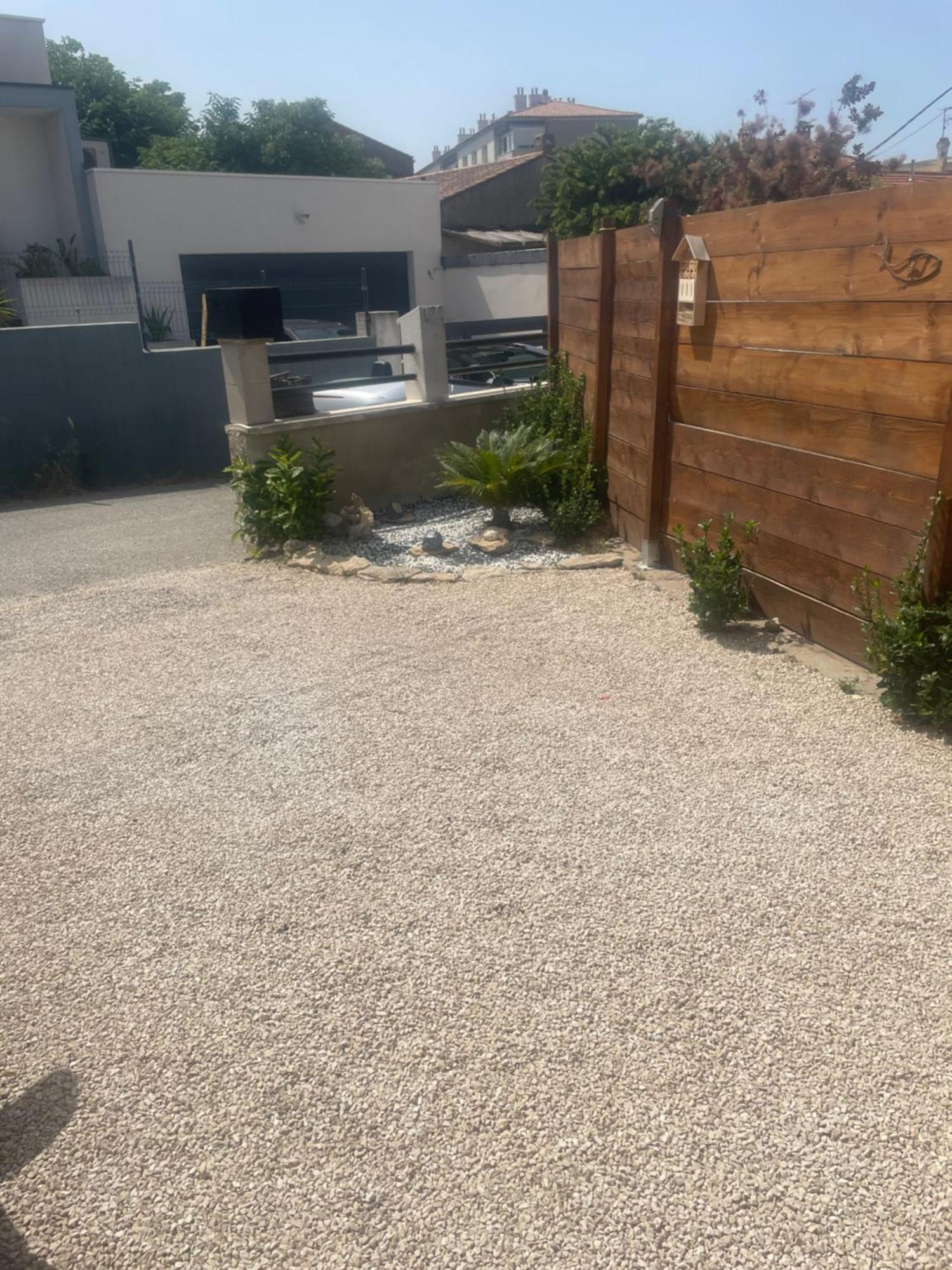 מרטיג Gites Chez Stephanie Au Calme מראה חיצוני תמונה