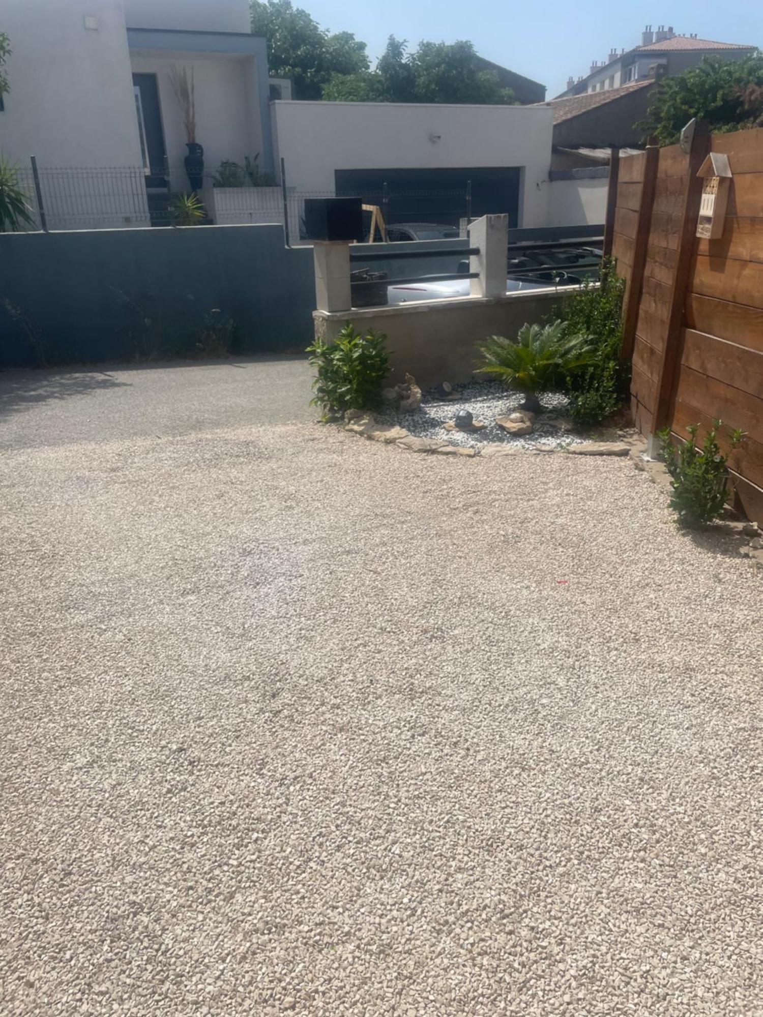 מרטיג Gites Chez Stephanie Au Calme מראה חיצוני תמונה